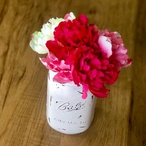 Antique Rustic Baby Pink Quart Jar